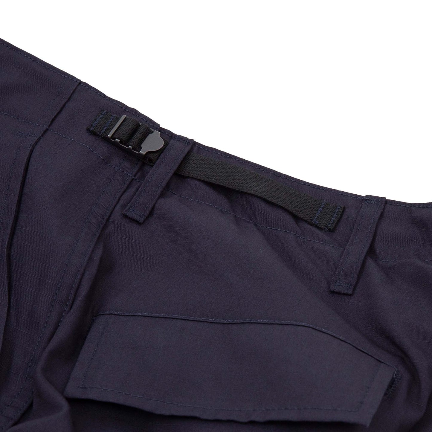PROPPER Cargo Shorts are lightweight and breathable, they provide maximum durability in classic style with all the functional details you need. The perfect Ripstop BDU Shorts for warmer days. Propper is a manufacturer of clothing and gear for tactical, law enforcement, public safety, and military applications. Since 1967 it has been one of the main uniform suppliers to the United States military. ROSYTH TERRACE Authorized Distributor of PROPPER Singapore.