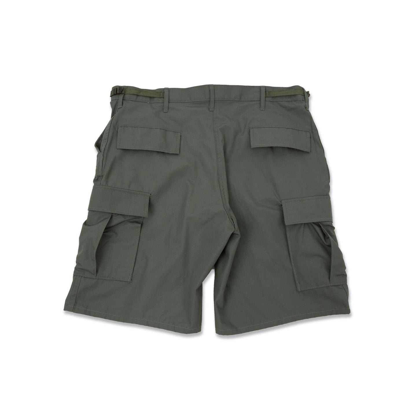 PROPPER Cargo Shorts are lightweight and breathable, they provide maximum durability in classic style with all the functional details you need. The perfect Ripstop BDU Shorts for warmer days. Propper is a manufacturer of clothing and gear for tactical, law enforcement, public safety, and military applications. Since 1967 it has been one of the main uniform suppliers to the United States military. ROSYTH TERRACE Authorized Distributor of PROPPER Singapore.